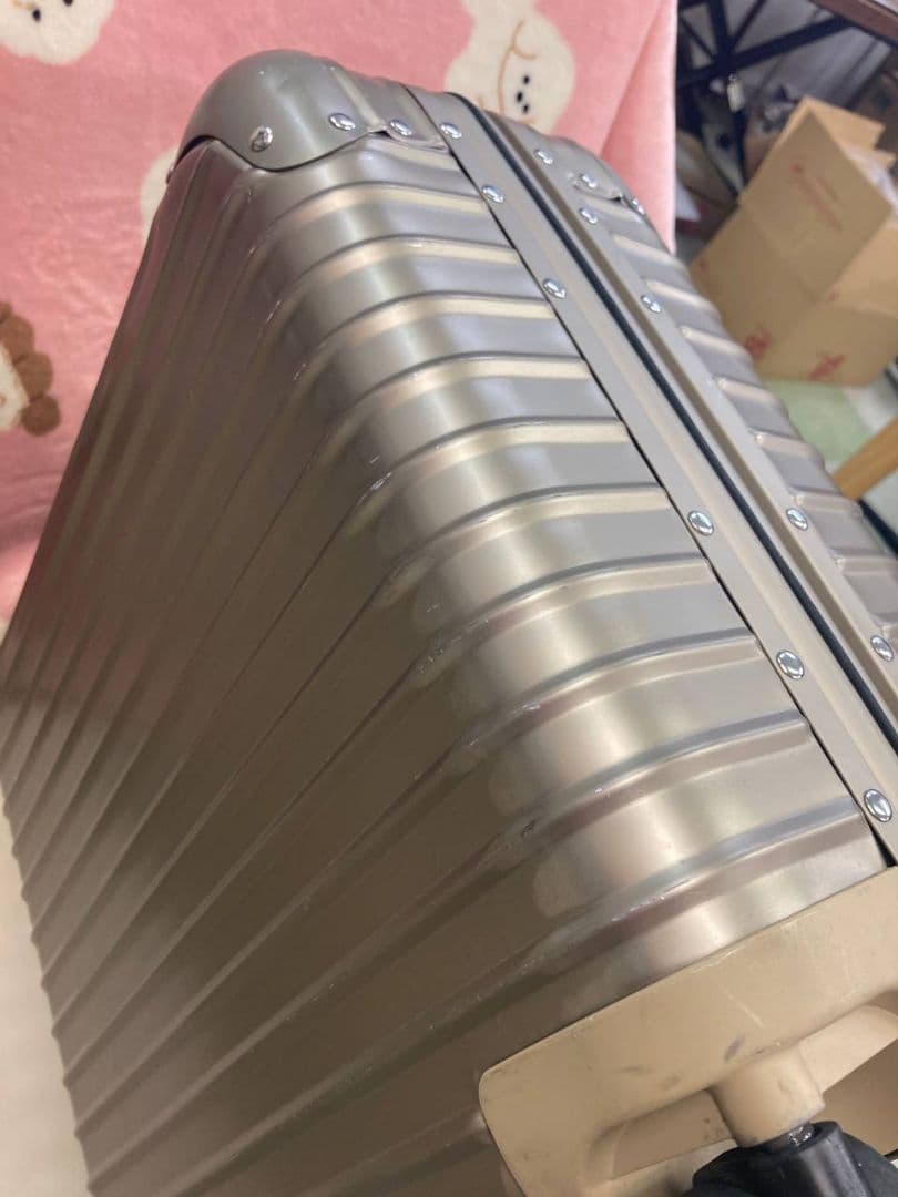 超レア！！RIMOWA リモワ トパーズ チタニウム ビジネストロリー 4輪