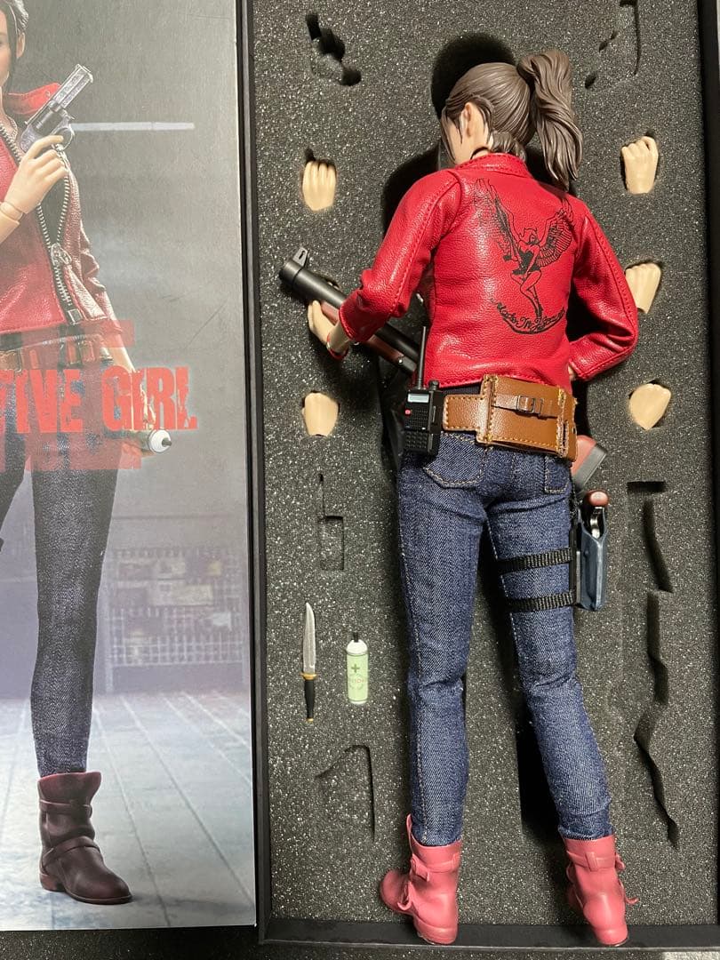 UB-TOYS バイオハザード クレア•レッドフィールド 1/6