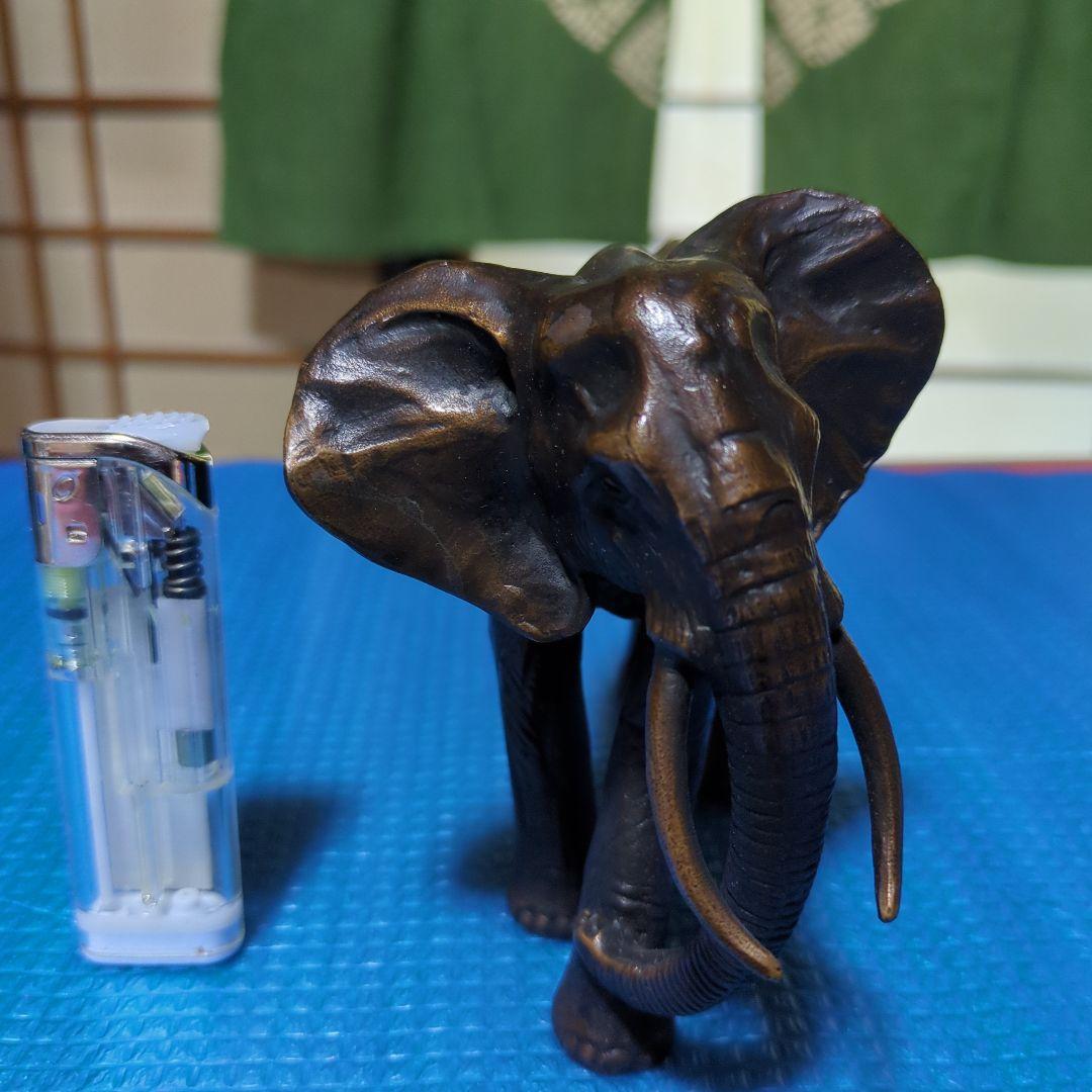 ブロンズ製象の彫刻 、置物