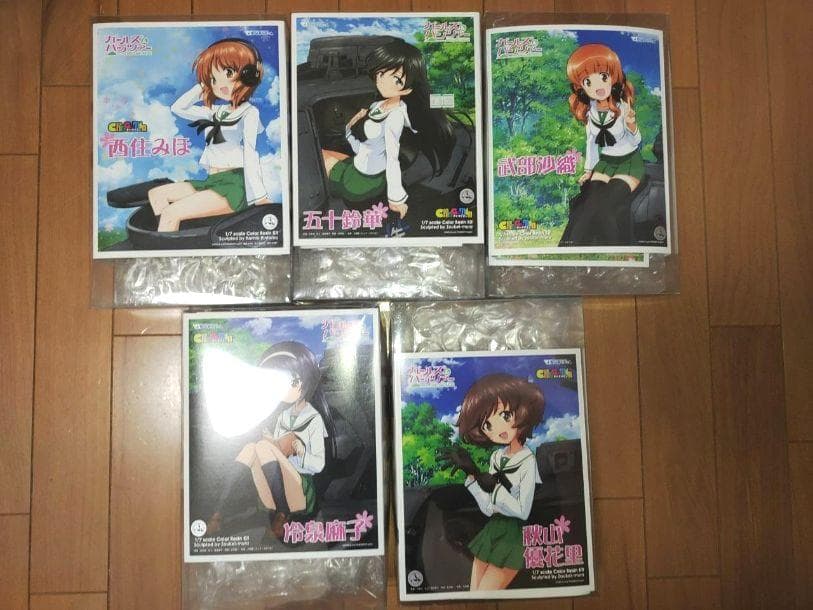 未組立 キャラグミン　あんこうチーム　五体セット　ガールズ&パンツァー