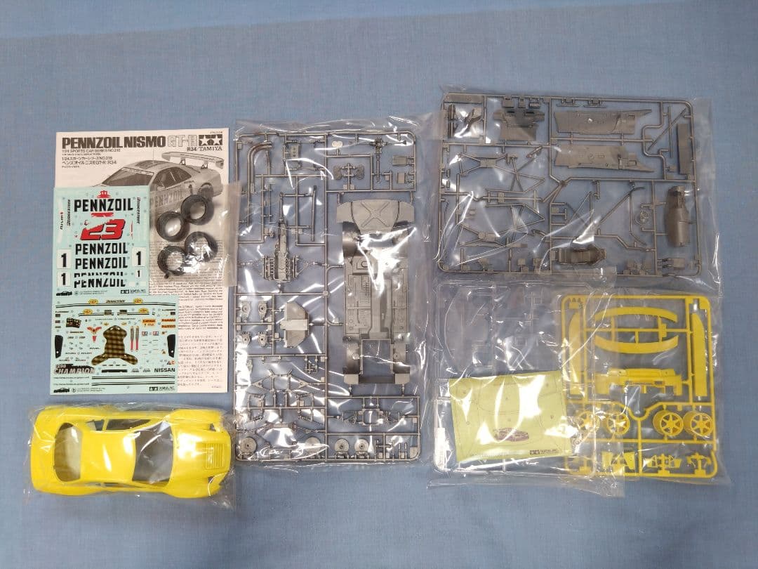 田宮 24216 ペンズオイル・ニスモGT-R(R34)