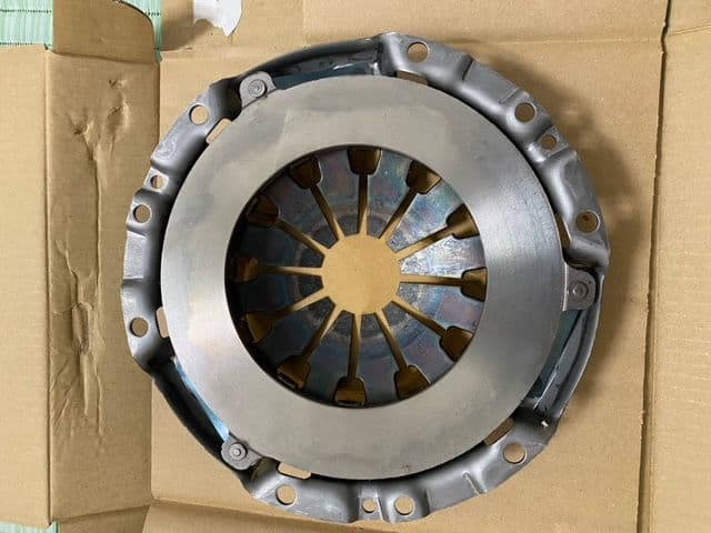 プレオRV★R2のMTクラッチ3点キット＆☆おまけで新品部品を何点かお付けします