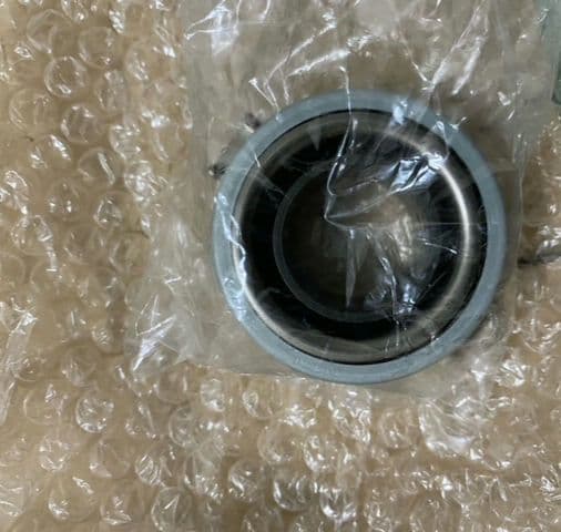 プレオRV★R2のMTクラッチ3点キット＆☆おまけで新品部品を何点かお付けします