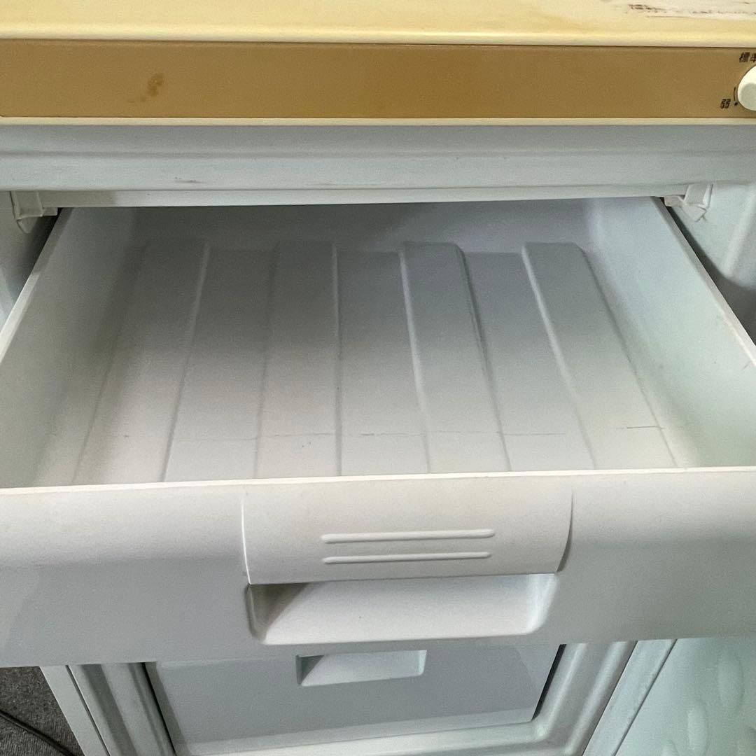 レマコム 冷凍庫（88L 右開き）2012年製 RRS-T88 動作確認済　4段