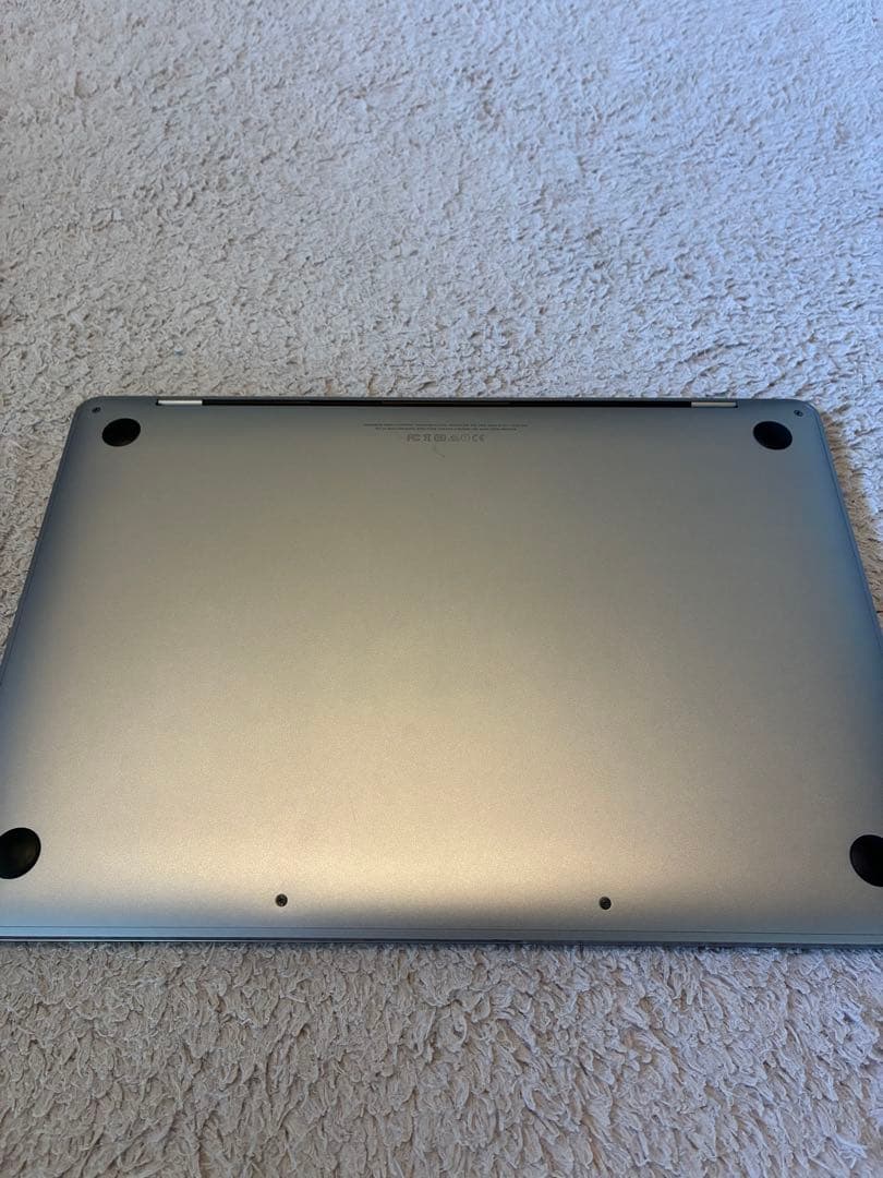 【訳あり】MacBook Pro 13インチ / 8GB / 256GB