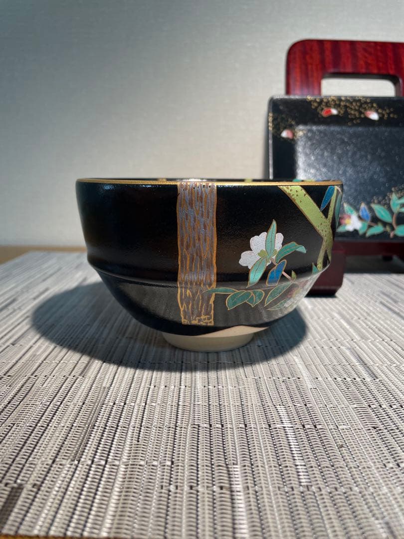 136桑野むつ子 京都 御所の花十二ヶ月【12月山茶花】抹茶椀・和陶皿 しおり付