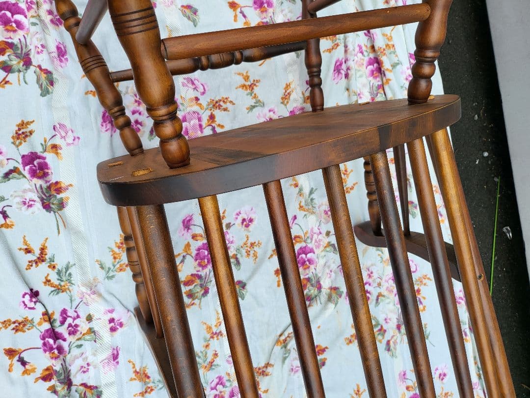 木製ロッキングチェア