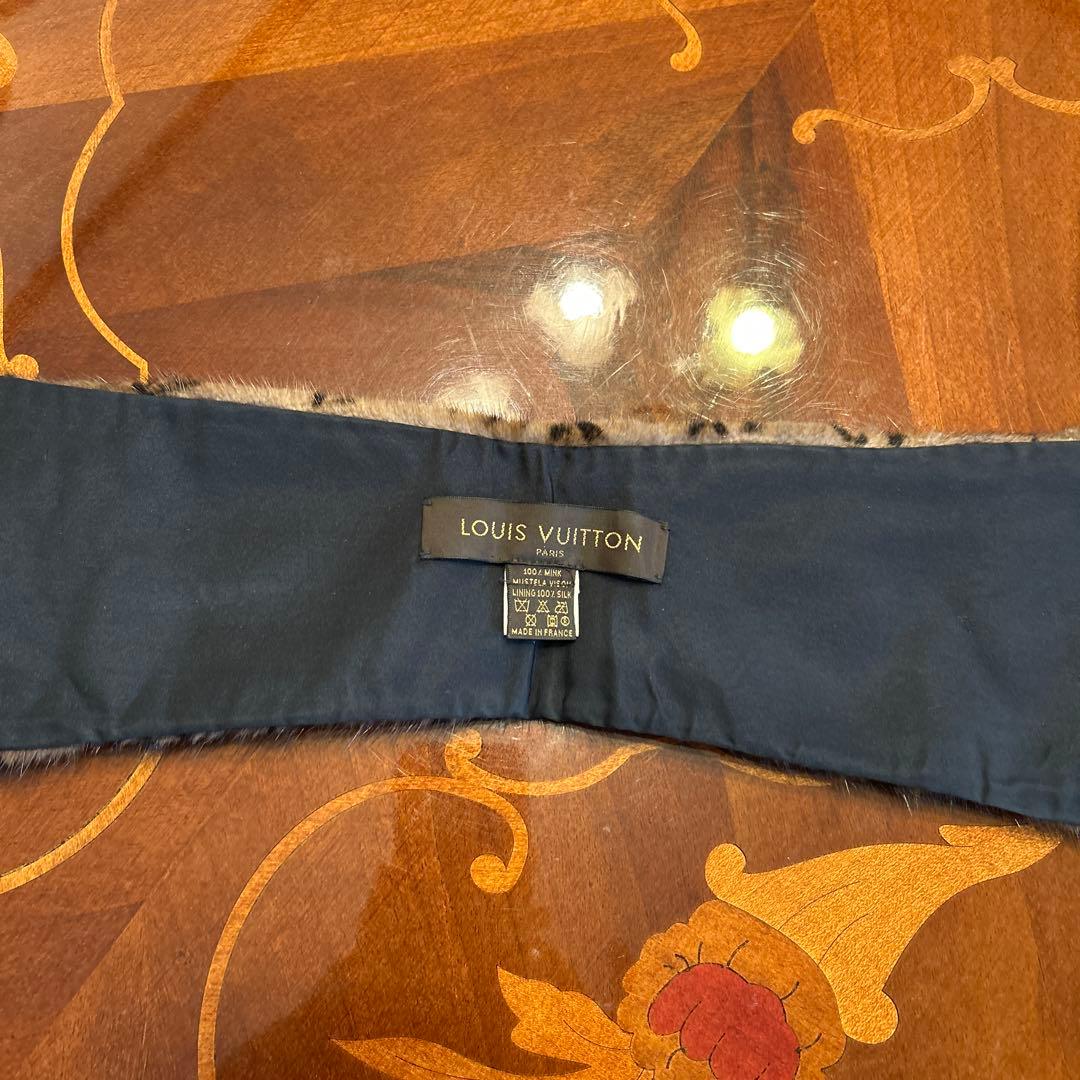 SALE‼️Louis Vuitton ミンクマフラー
