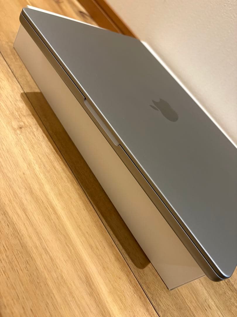 美品/MacBook pro/M2Pro/14インチ/SSD512GB/16GB