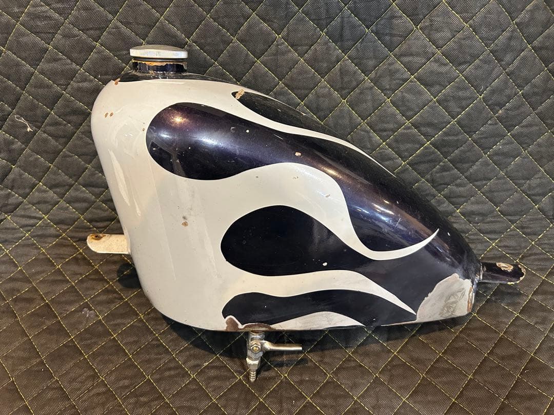 ハーレー　スポーツタンク　ビラーゴ