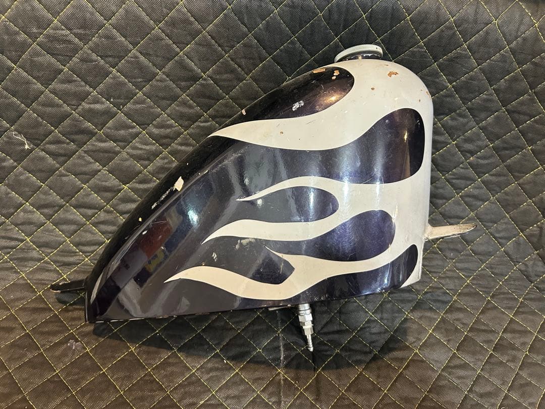 ハーレー　スポーツタンク　ビラーゴ