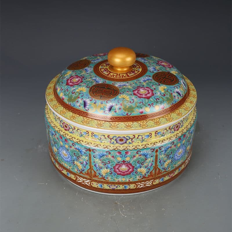 大清乾隆琺瑯彩纏枝花卉蓋缶 陶磁器 装飾品 現代工芸品美術品 置物