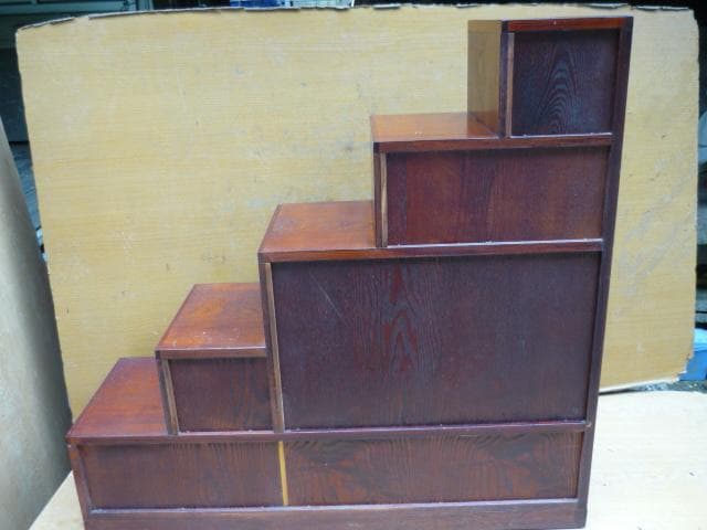 階段箪笥　ケヤキ材　美品　九杯引き出し　和家具・収納箪笥