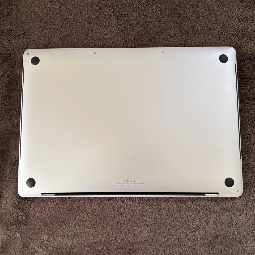 Apple MacBook Pro シルバー 本体