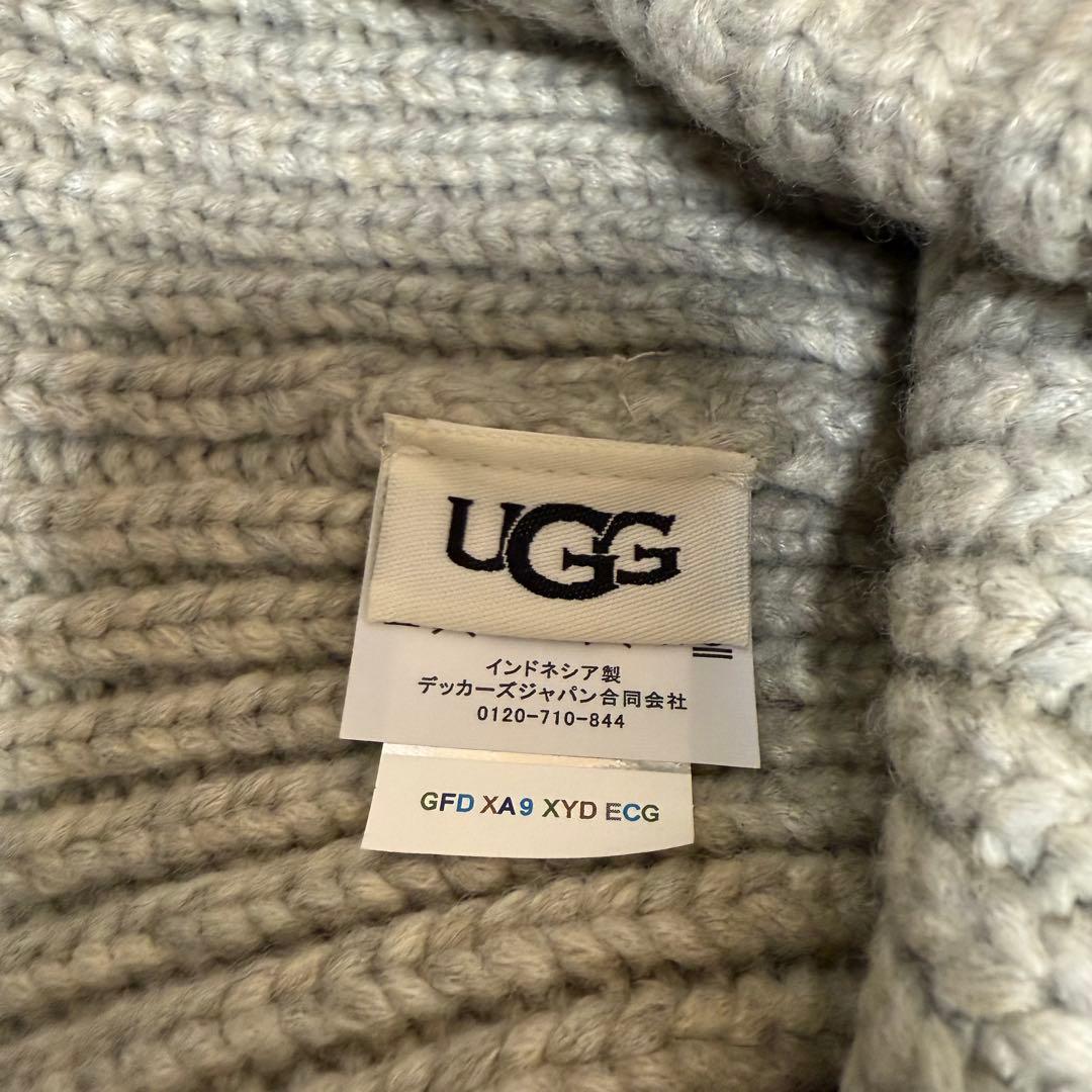 UGG ニット帽 ビーニー ホワイト グレー アイボリー リブ レザーパッチ