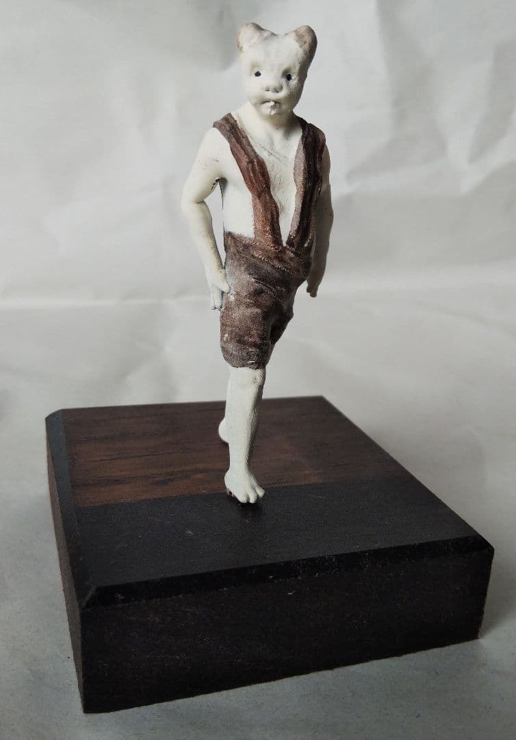 JUNK WORLD　未開種族ミニ人形　フィギュア