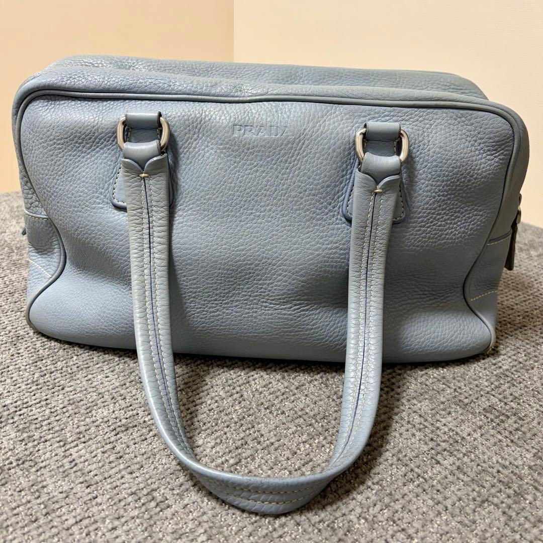 PRADA ライトブルー レザーハンドバッグ