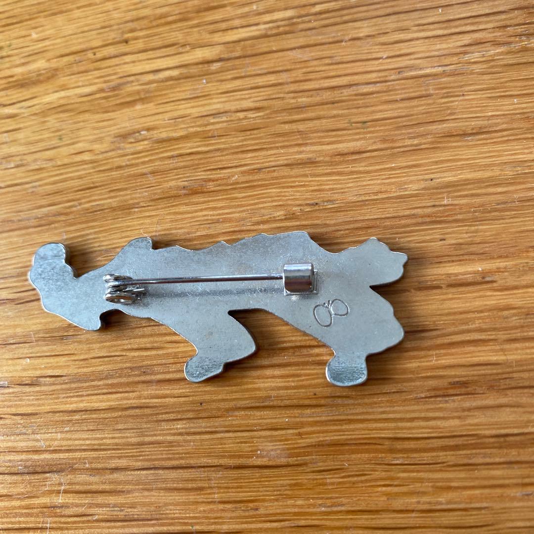 ミナペルホネン　オオカミブローチ