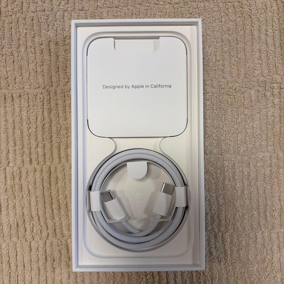 【美品 SIMフリー】iPhone15Pro 256GB ブラックチタニウム