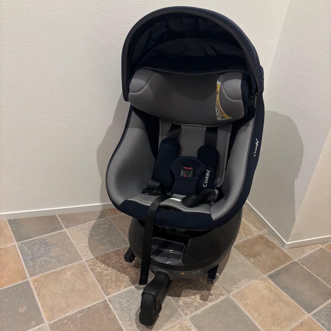【美品】コンビ　クルムーヴ アドバンス ISOFIX エッグショックJP-590