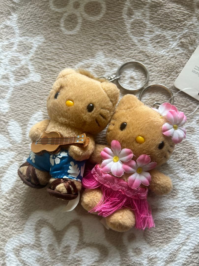 ト*ヨ様 ハローキティ　ハワイアン