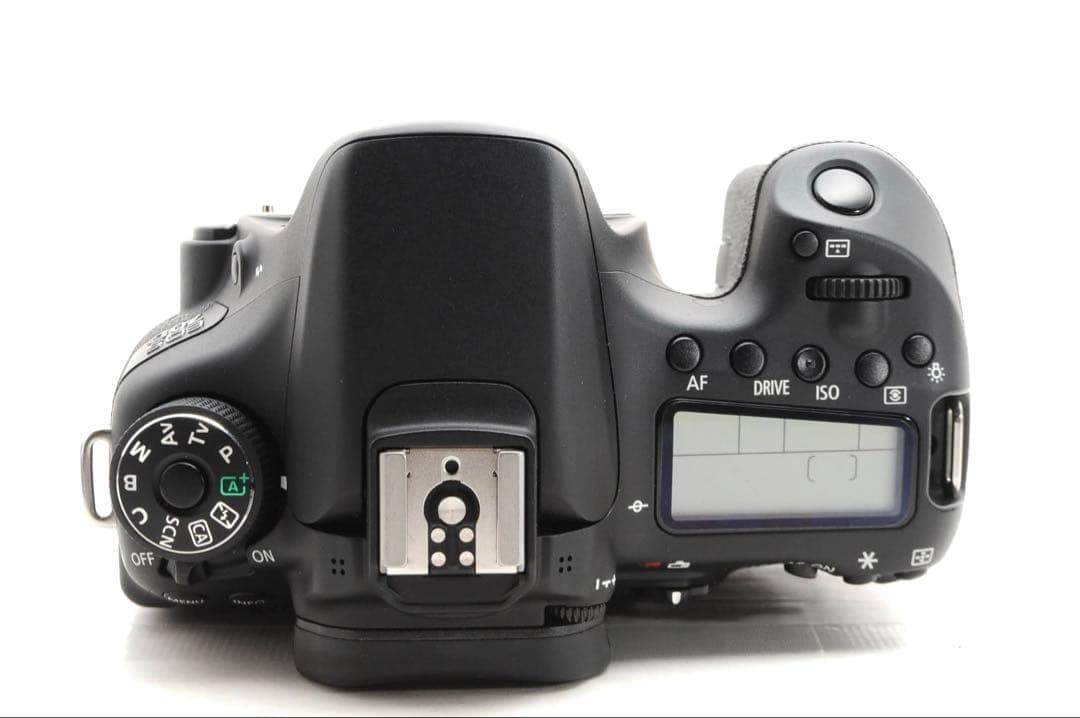 最大2300円引Canon EOS 70D❤️バッテリー2個！TTLストロボ