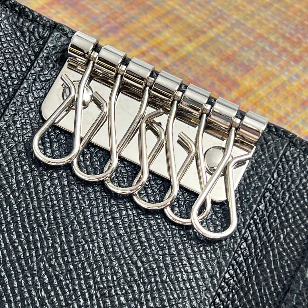 ✨極美品✨BURBERRY バーバリー TBロゴ　6連キーケース　ブラックレザー