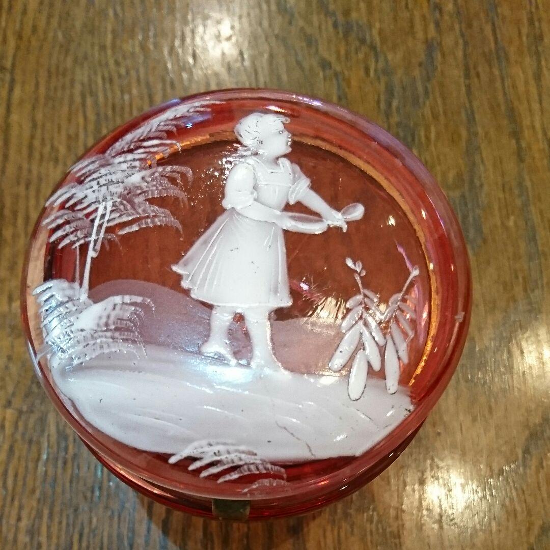 最終価格中！アンティーク、骨董市で購入の美しいゴ−ルドピンクの蓋物