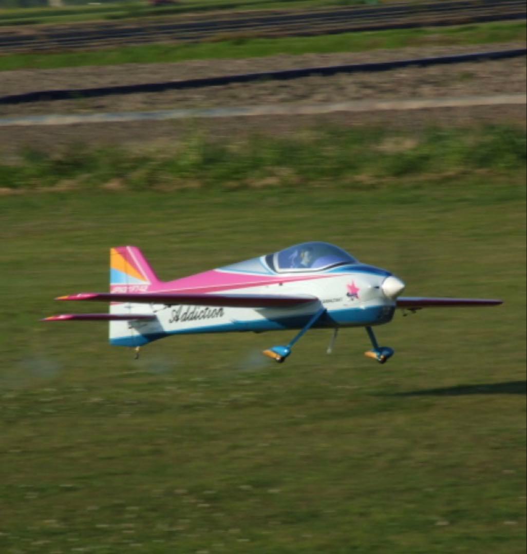 ラジコン飛行機　ADDICTION 110 組立キット