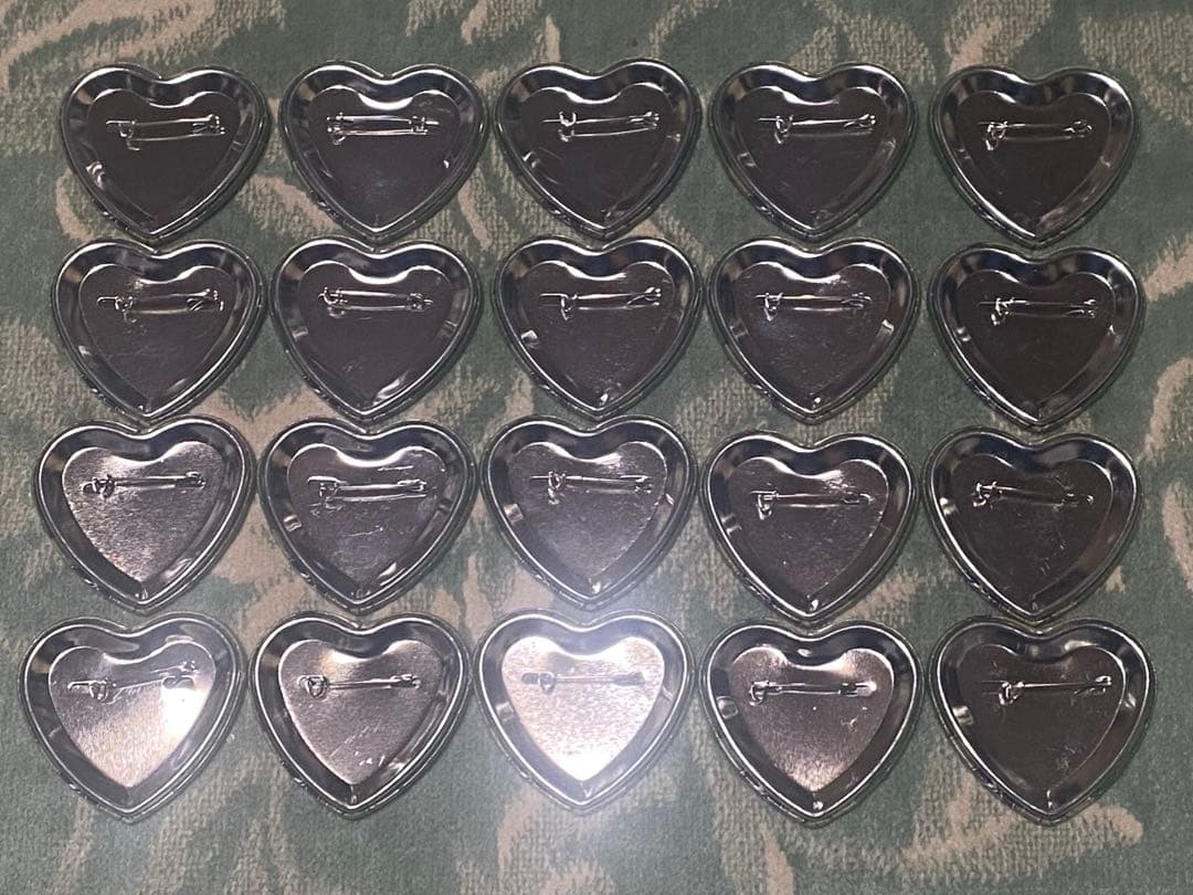 刀剣乱舞　石切丸　ハート缶バッジ