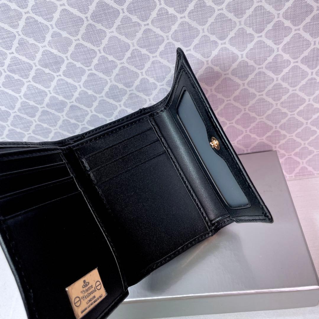 【最新❤︎新品】ヴィヴィアン・ウエストウッド　三折財布 マットブラック