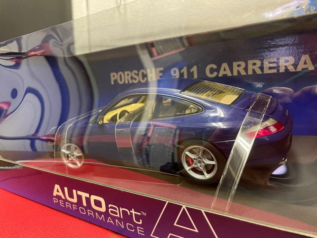 オートアート　　ポルシェ911カレラ