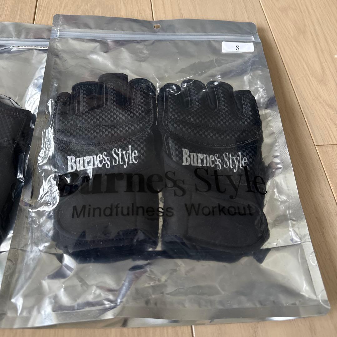 【新品未使用①】バーネススタイル グローブ シューズ Sサイズ