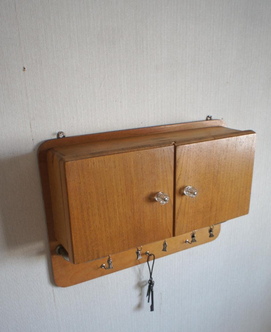 ウォールキャビネット　飾り棚　ブロカント　フレンチ　フランスアンティーク