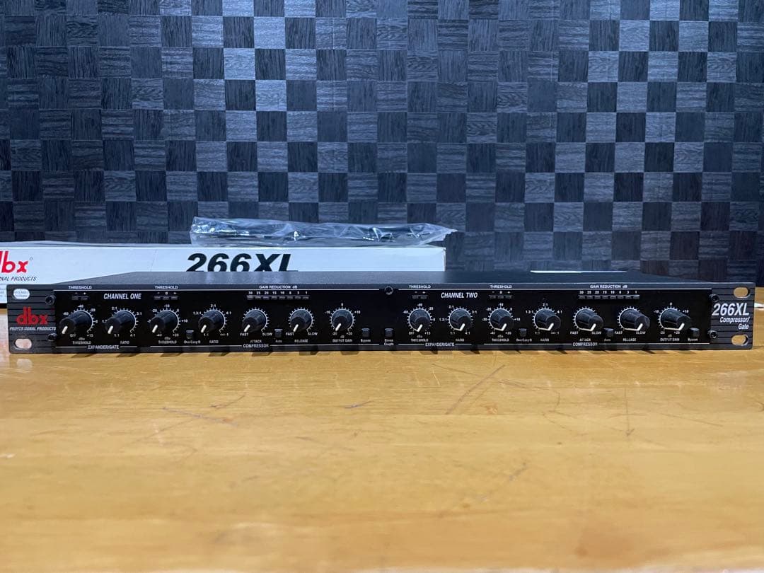 dbx 266XL コンプレッサー / ゲート