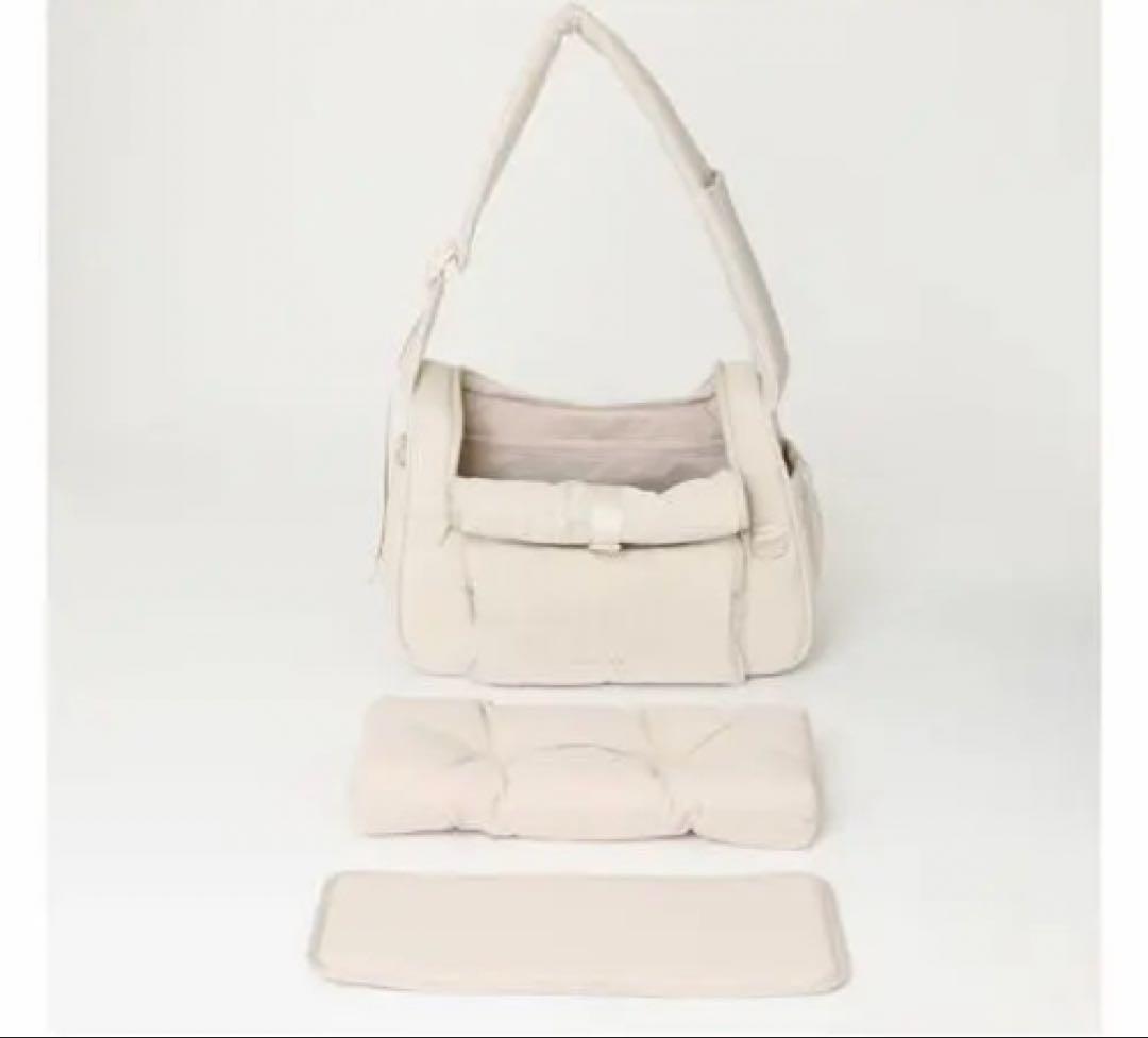 美品！moncheri スリングバッグ