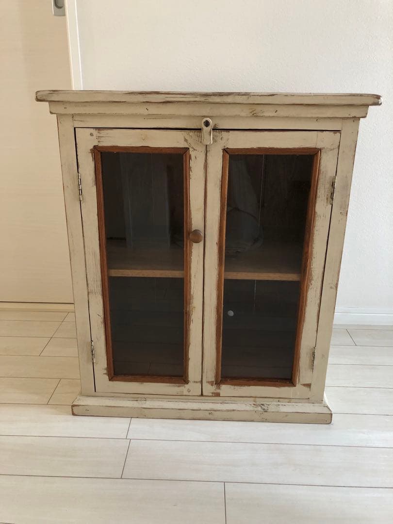 チェブ　確認用　キャビネット×掛け時計×額縁　3点