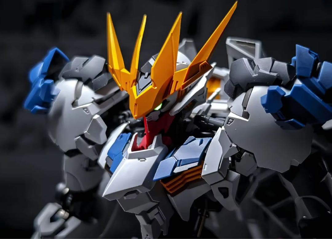 希少新品　合金フレーム　MG級　1/100 ガンダムバルバトスルプスレクス　狼王