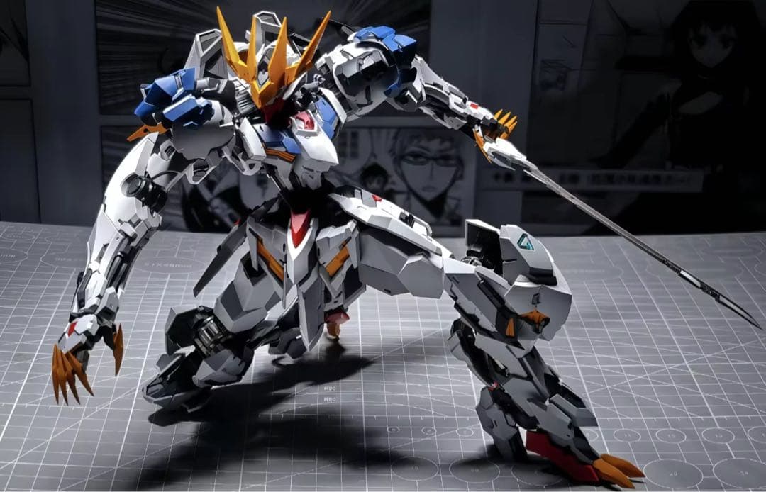 希少新品　合金フレーム　MG級　1/100 ガンダムバルバトスルプスレクス　狼王