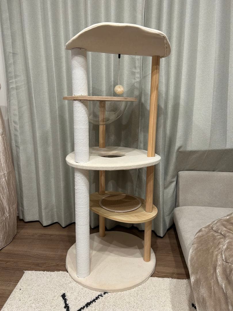 PETEPERA（ペテペラ）　木製　据え置き型　キャットタワー 宇宙船付き