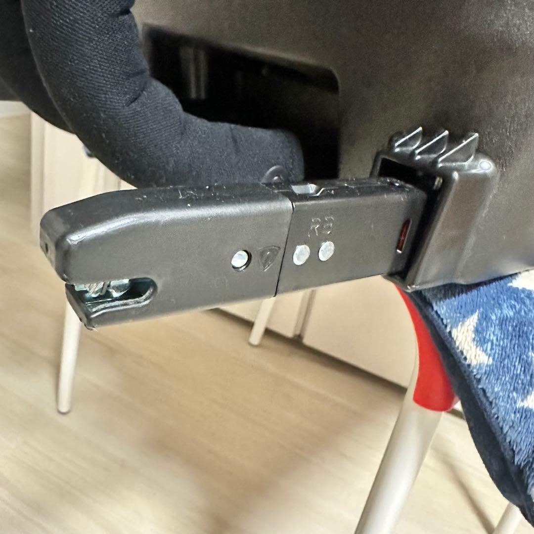 極美品　エールべべ　AILEBEBE クルット6i プレミアムエアリー　新生児