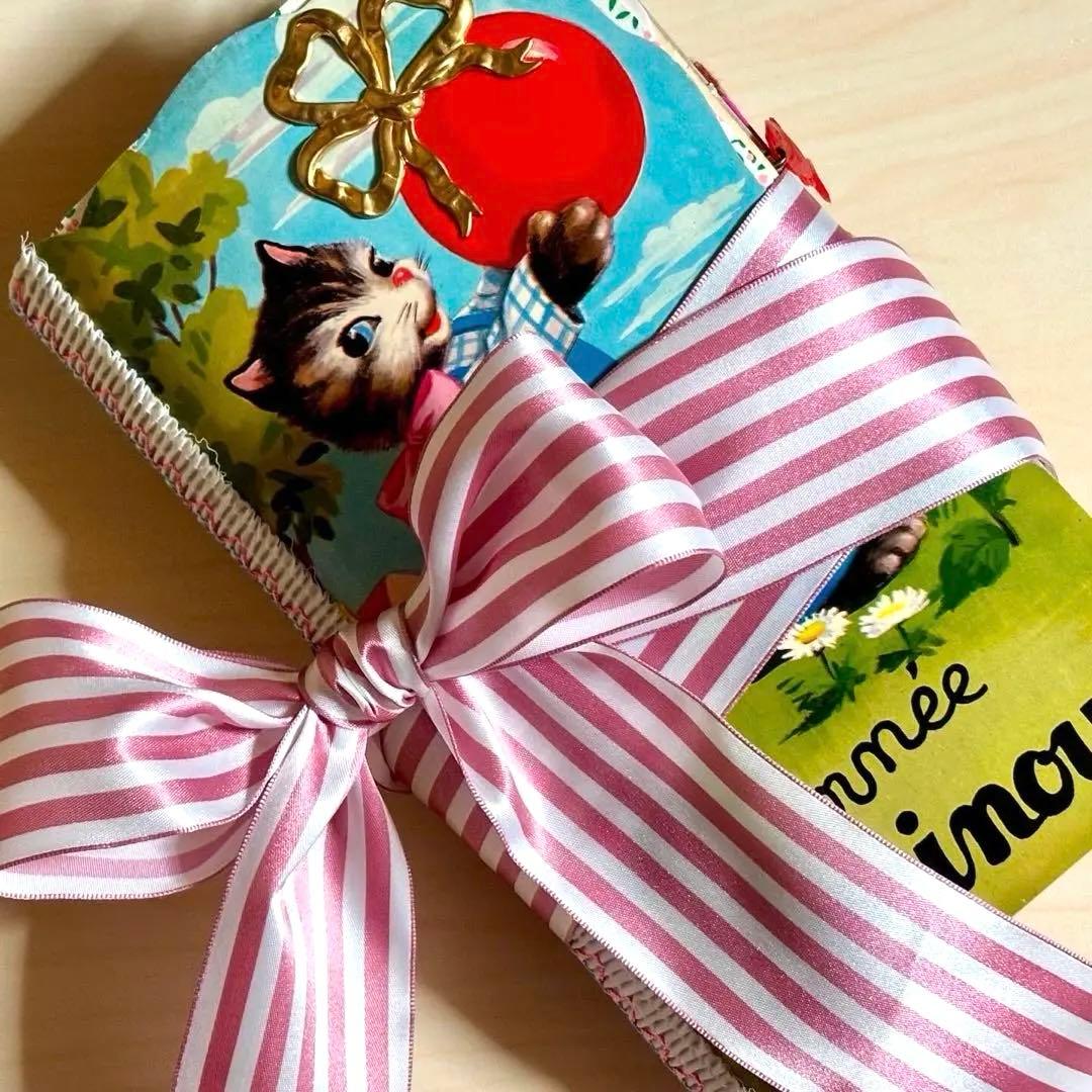 猫のジャンクジャーナル　コラージュ　おすそ分け　紙もの　ラベル　素材　絵本