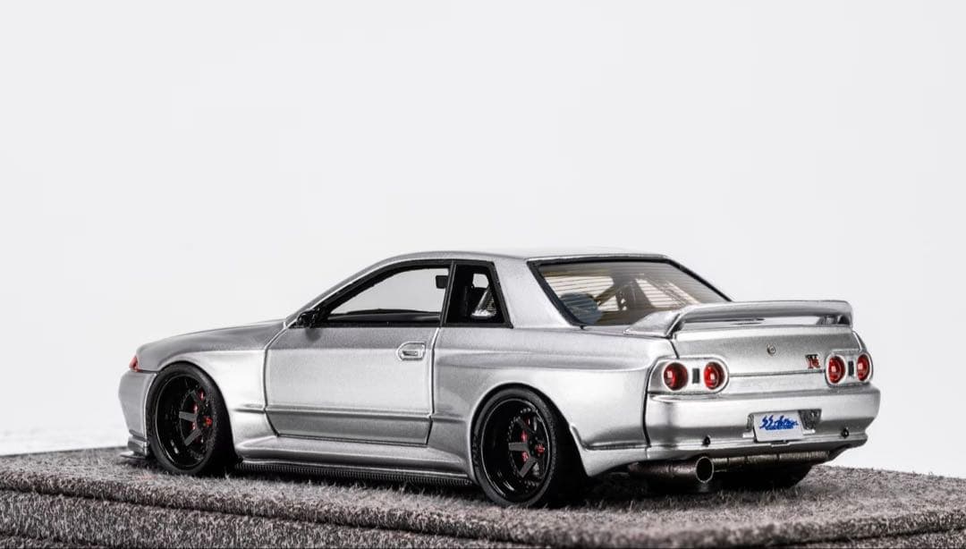 The laboratory 1/64 R32 ガレージアクティブ　シルバー