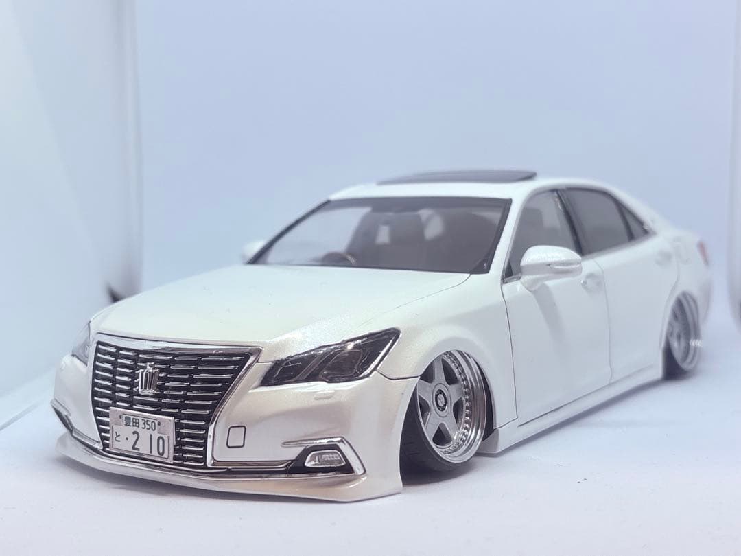 カーズ 21クラウン ロイヤルサルーン後期