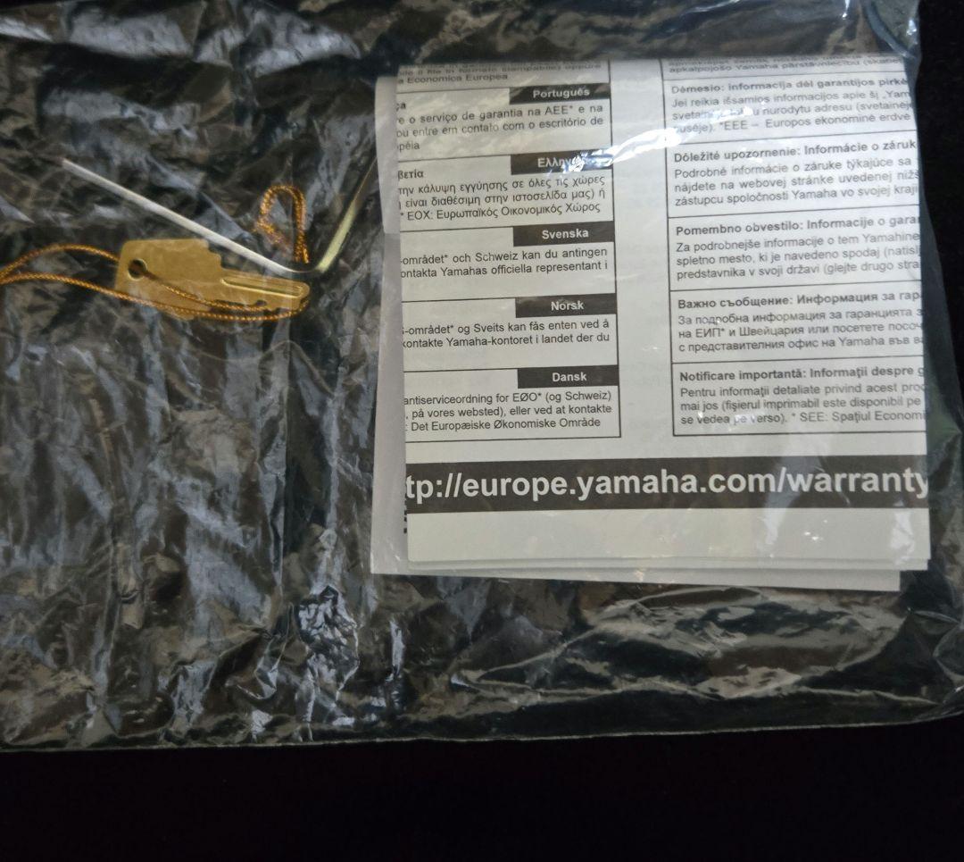 ヤマハLL36 L.R.Baggs. Anthem アコースティックギター