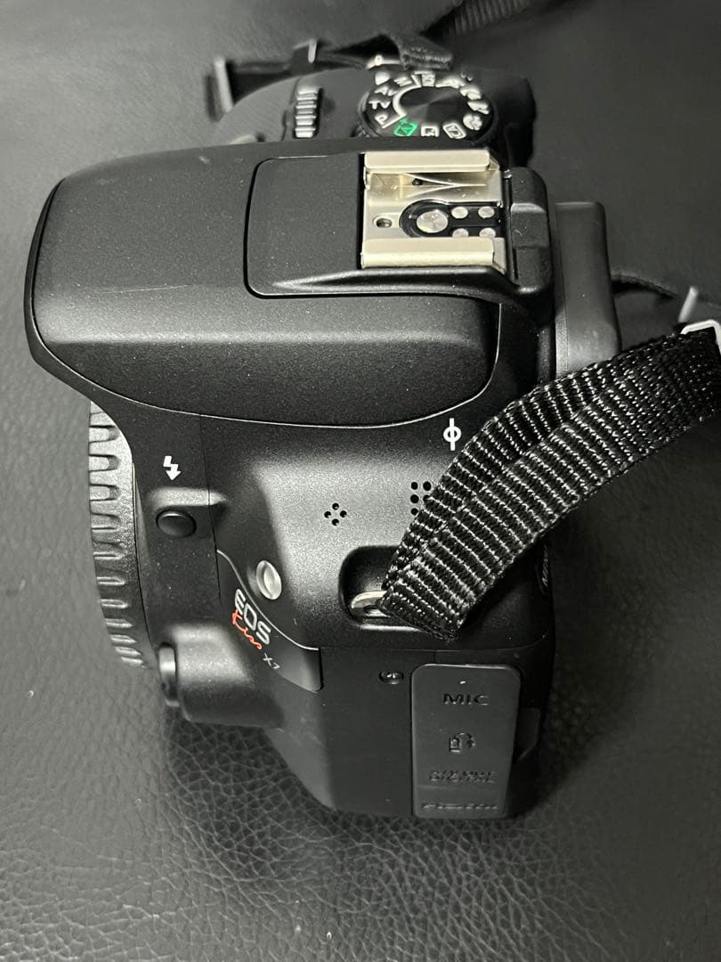 ✴︎超美品✴︎初心者OK‼️使いやすい‼️軽い‼️キャノン Canon EOS X7‼️