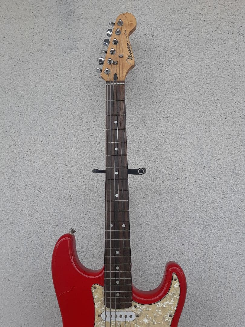 最終値下げ世界に1本ＡＩＹストラトタイプギターSSS赤完全調整済ノイズレス