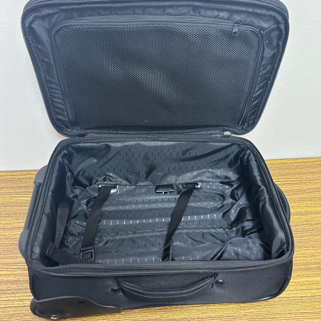 BMW ブラックキャリーケース 伸縮式ハンドル付き　スーツケース