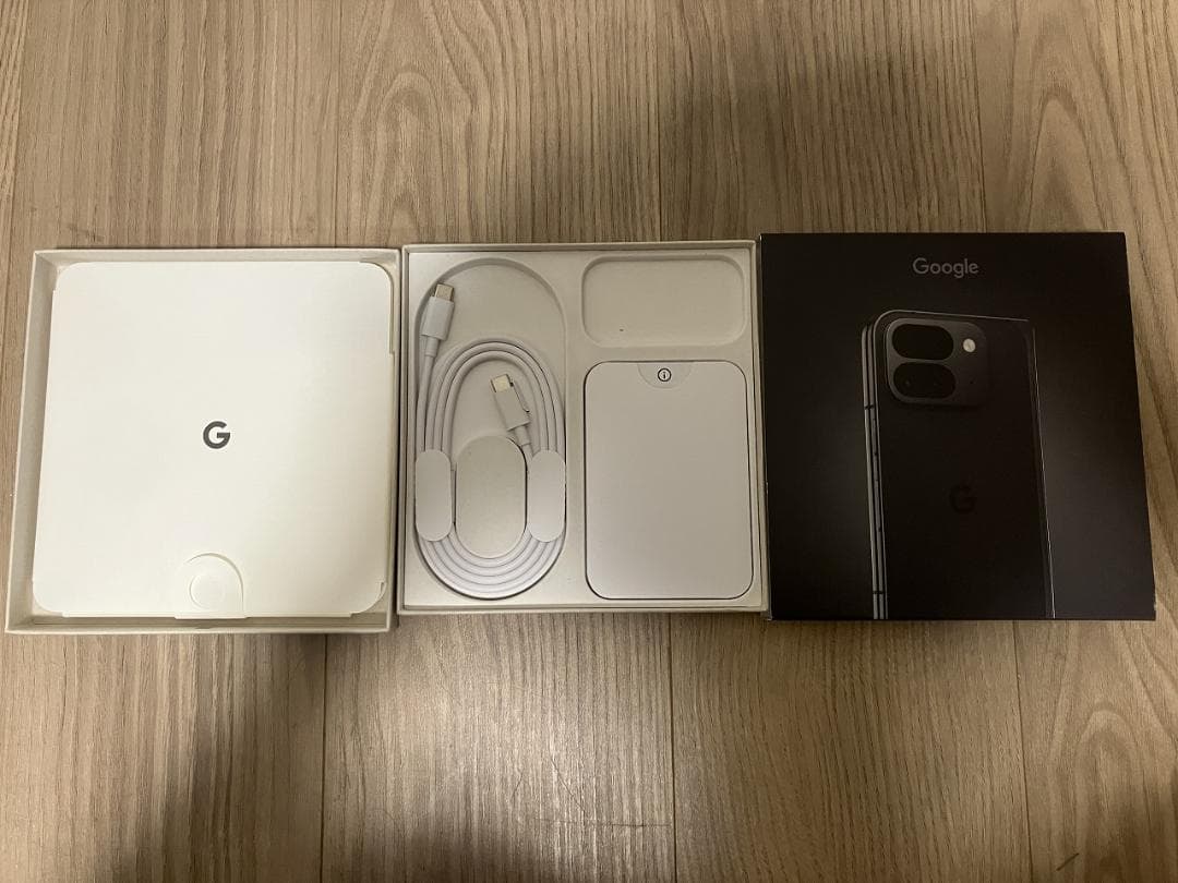 Google Pixel 9 Pro Fold 中古 (本体一式+オマケ)