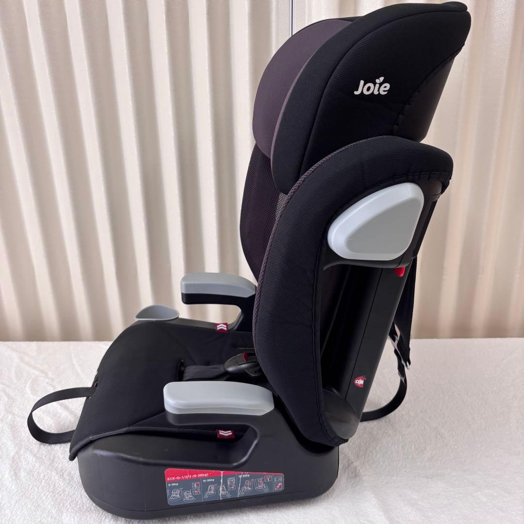 クリーニング済　☆綺麗☆　1才〜12才　ジョイー　ジュニアシート　エレベート　黒